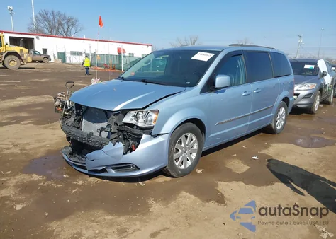 2016 Chrysler Town & Country Touring from USA, damaged, VIN 2C4RC1BG4GR282352